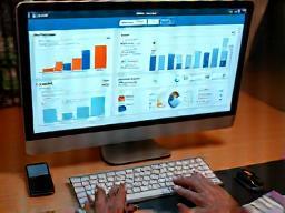 Social media marketing tools on screen